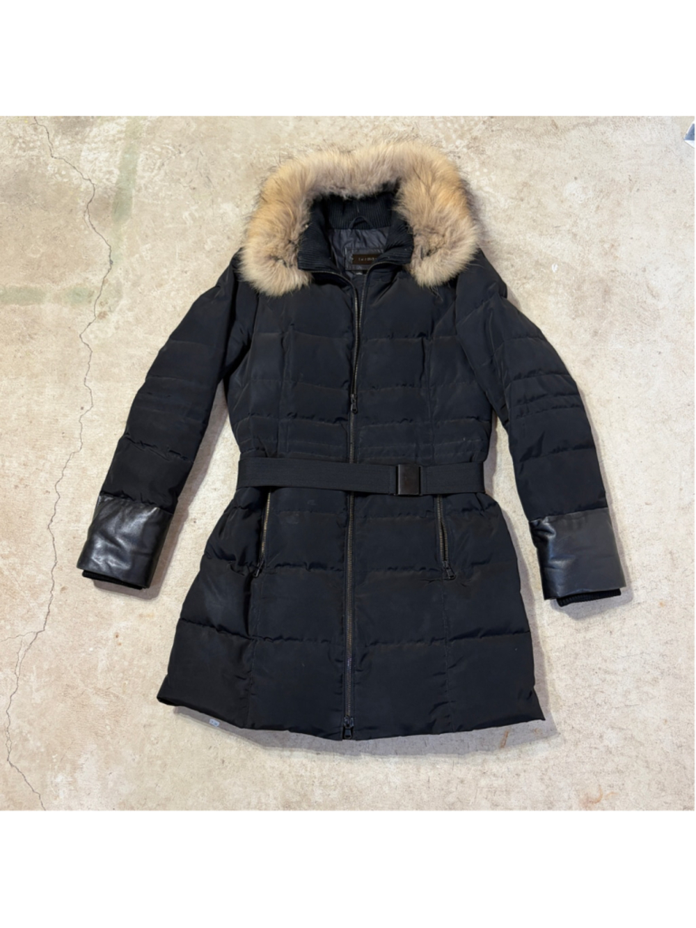 Danier Leather Puffer Coat Women’s Small Black Racoon Fur Collar Down Fill Belt